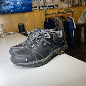 AHNU Montara II (Sz 9) eVent Waterproof Hiking Shoes Black Vibram Leather